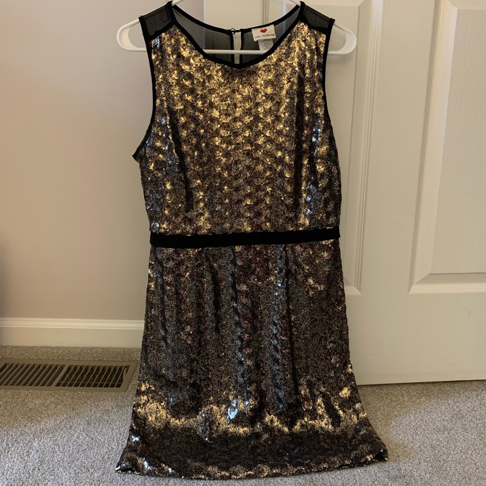 Black and gold dress size M